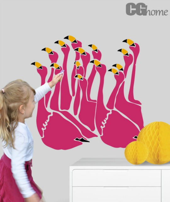 Tips para decorar la habitación del bebé con flamencos