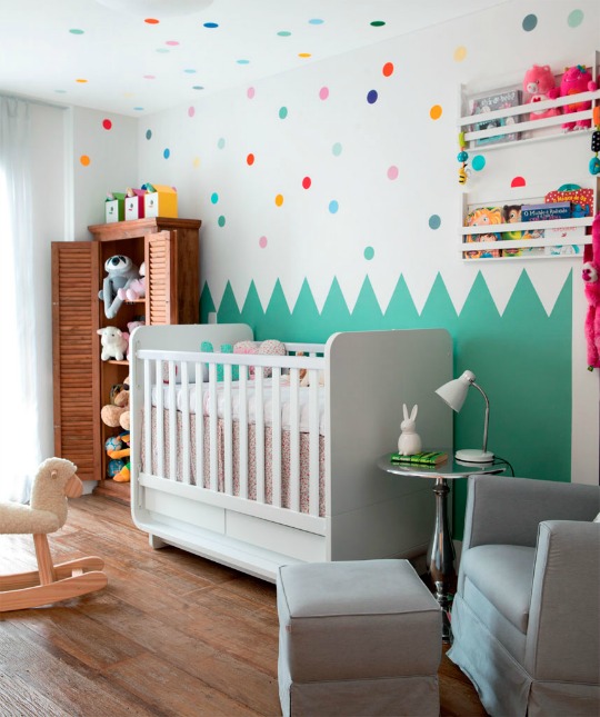 Un cuarto para el bebé a todo color